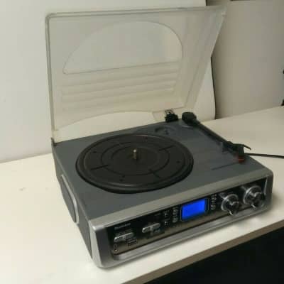 Brookstone iConvert USB SD Turntable Record Player Tuner Reverb