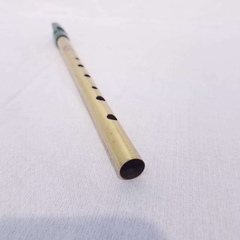  Jerry Freeman Tweaked Key of D Mellow Dog Tin Penny Irish  Whistle: Affordable true professional quality. Perfect for beginner &  advanced alike. Scroll down & listen to video below the description. 