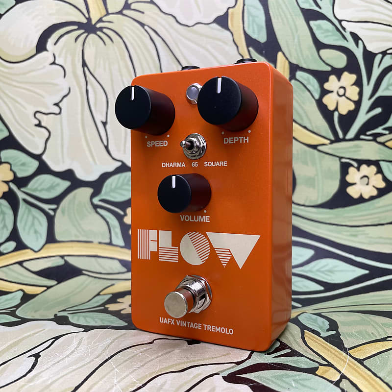 Universal Audio Flow Vintage Tremolo | Reverb