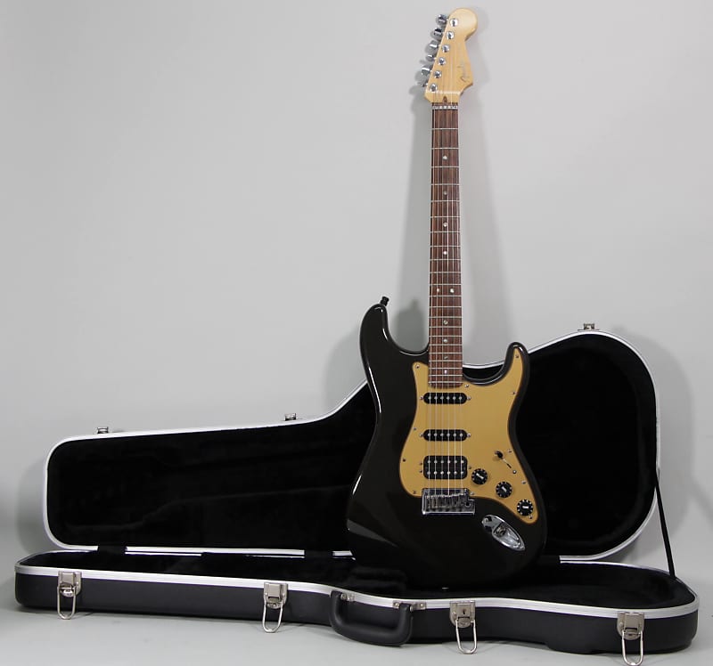 2006 Fender American Deluxe Stratocaster Montego Black w/OHSC image 1