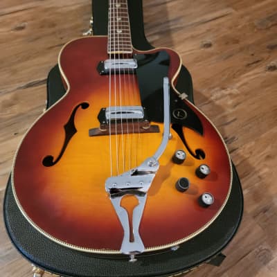 Kay K682 Galaxie II Electric Guitar 1960s Sunburst Great Condition W/Hard Case image 2