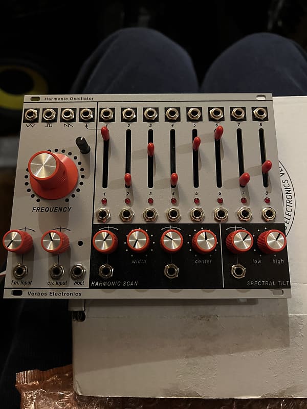 Verbos Electronics Harmonic Oscillator