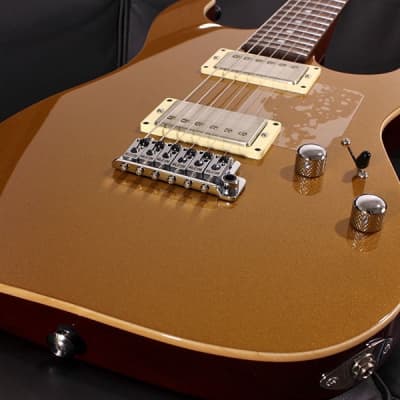 Suhr Guitars Signature Series Pete Thorn Signature Standard Vintage Gold SN. 69965 image 4