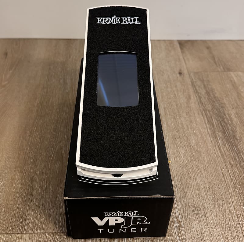 Ernie Ball VPJR Tuner