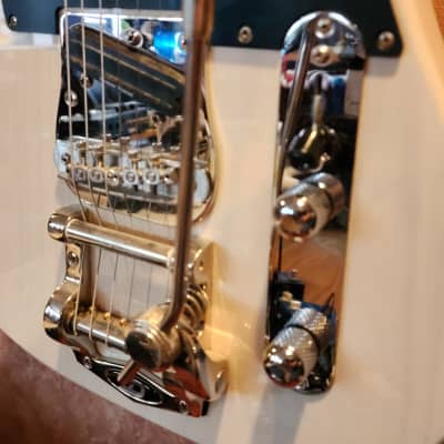 50's Fender Telecaster with Tremolo (2003-2007) - Maple Fingerboard-White Blonde image 4