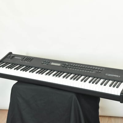 Alesis QS8.1 88-Key 64-Voice Expandable Synthesizer CG003RV