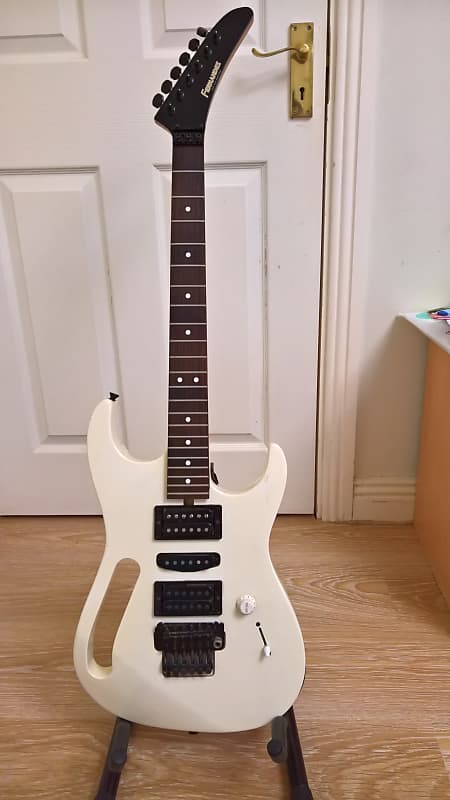 Steve store vai strat