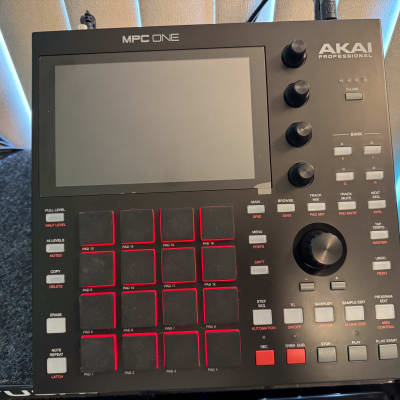 Akai MPC One Standalone System - Black - Excellent Condition - Complete w/Packaging image 6