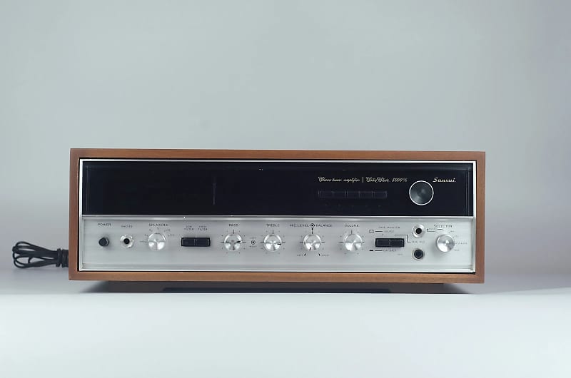 EXCELLENT SANSUI MODEL 5000X VINTAGE RECEIVER - ALL NEW LIGHTS, RECAPPED, SERVICED W/1 YEAR WARRANTY  			