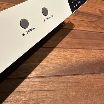 ★美品★ Real Sound Lab APEQ-8pro DIO イコライザー ☆美品☆ Real Sound Lab APEQ-8pro DIO イコライザー