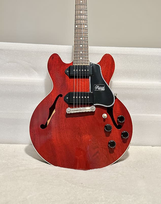 Gibson Custom Shop CS-336 P-90 Carved Mahogany - Cherry Walnut Ltd Edition  of 50 (rare & unplayed)