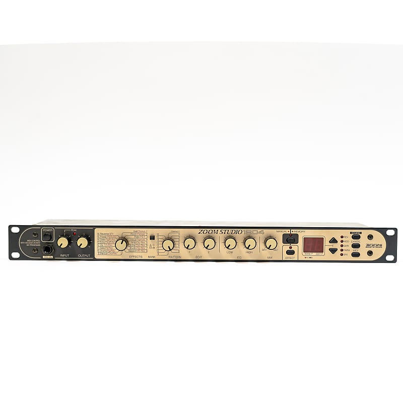 Zoom Studio 1204 Digital Reverb and Multi Effects Signal