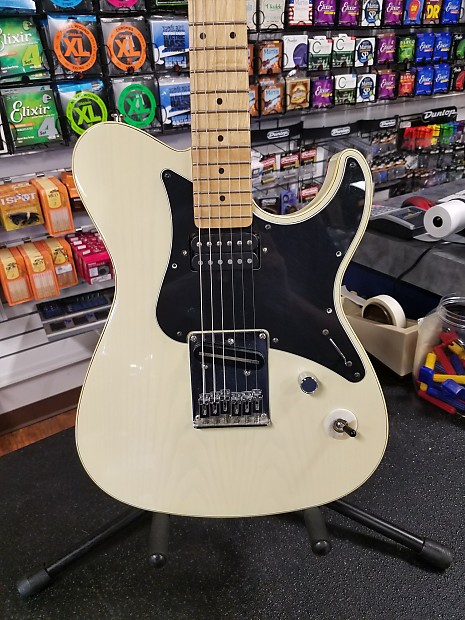 Yamaha Pacifica PAC 311MS Translucent White Mike Stern Model