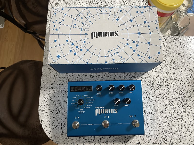 Strymon Mobius