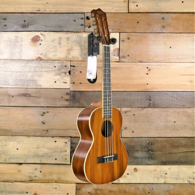 Lanikai MA-6T Mahogany 6 String Tenor Acoustic Ukulele Bundle w