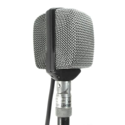 AKG D12 Cardioid Dynamic Microphone