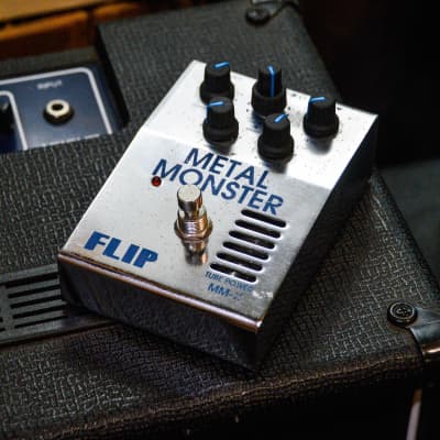 Guyatone FLIP MM-X Guyatone FLIP Tube Power MM-X Vacuum Metal Monster