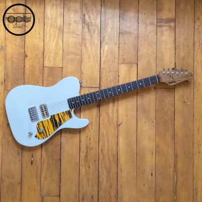 OPT Guitars - Cyfres 1 - T Style - Natural White / Orange Tiger image 2