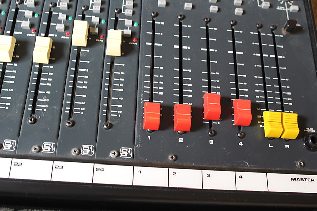 Soundcraft 200B 24-Channel Board | Reverb