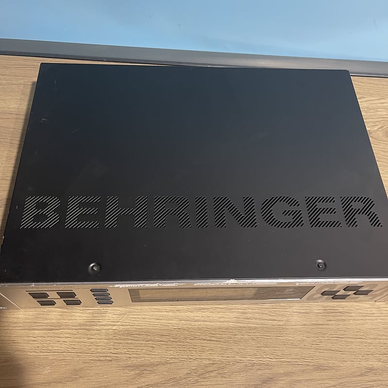 Behringer Ultra-Curve Pro DSP8024 Digital 24-Bit Dual DSP 