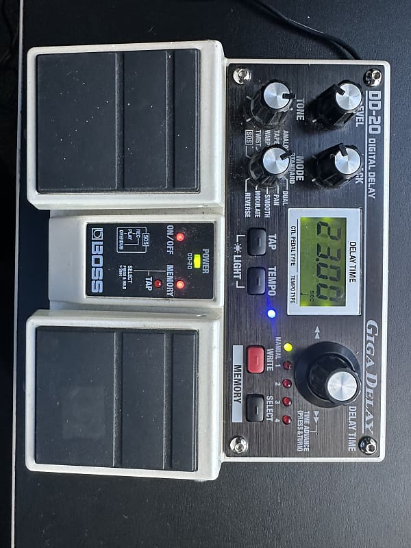 Boss DD-20 Giga Delay