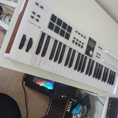 Technics SX-AX5 (Digital Synth) - With Carry Case & Dust Cover