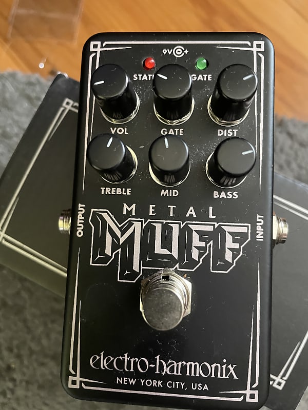 Electro-Harmonix Nano Metal Muff