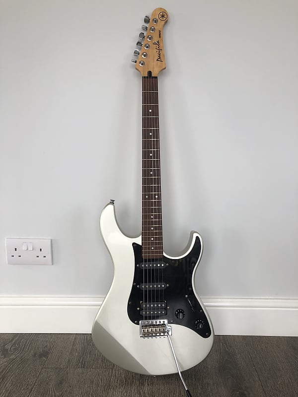 Yamaha pacifica store 112x