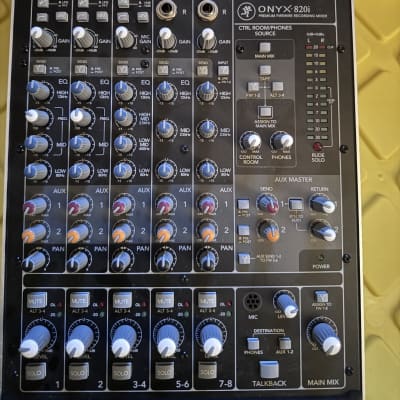 Mackie Onyx 820i - Gearspace