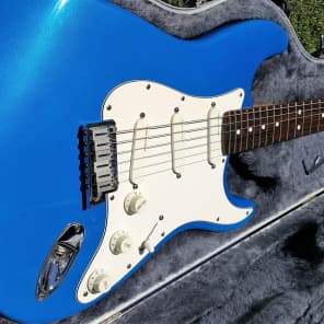 Fender  Stratocaster Plus DX 1996 Electric Blue image 5