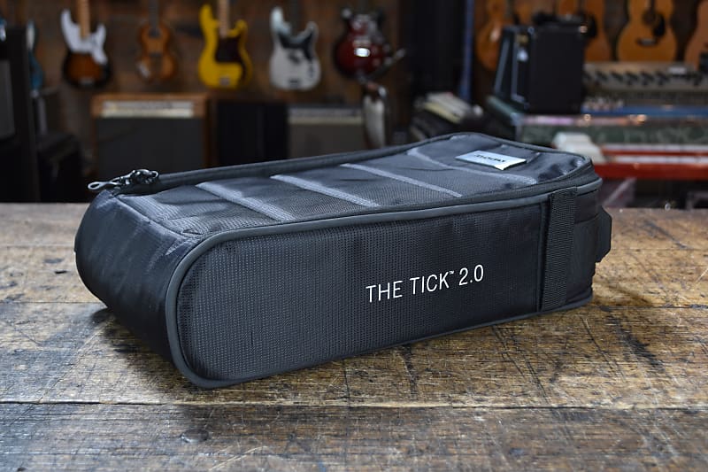 Mono M80-TICK-V2-BLK Classic Tick Accessory Case 2.0 2017