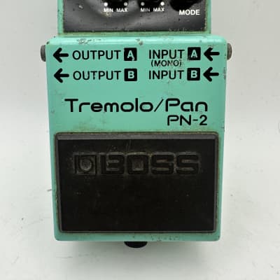 BOSS PN-2 Tremolo/Pan 箱・マニュアル付き Boss PN-2 Tremolo/Pan Pedal | Used at The Music Emporium