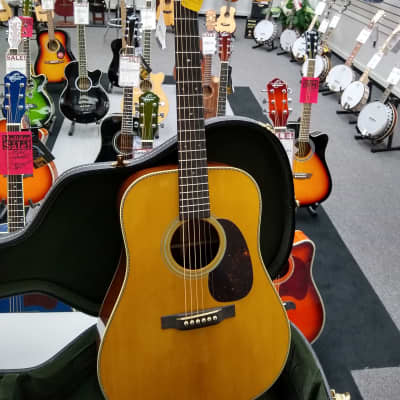 Martin D28 Aged 1937 Authentic image 2