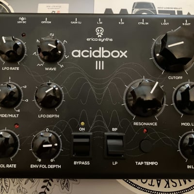 DJ機材 erica synths acidbox III aDzEesyuFNyzo8XmTcx2Hi.jpg