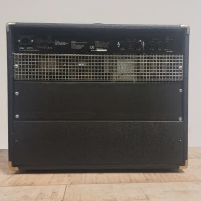 Laney LC30 guitar combo amplifier image 8