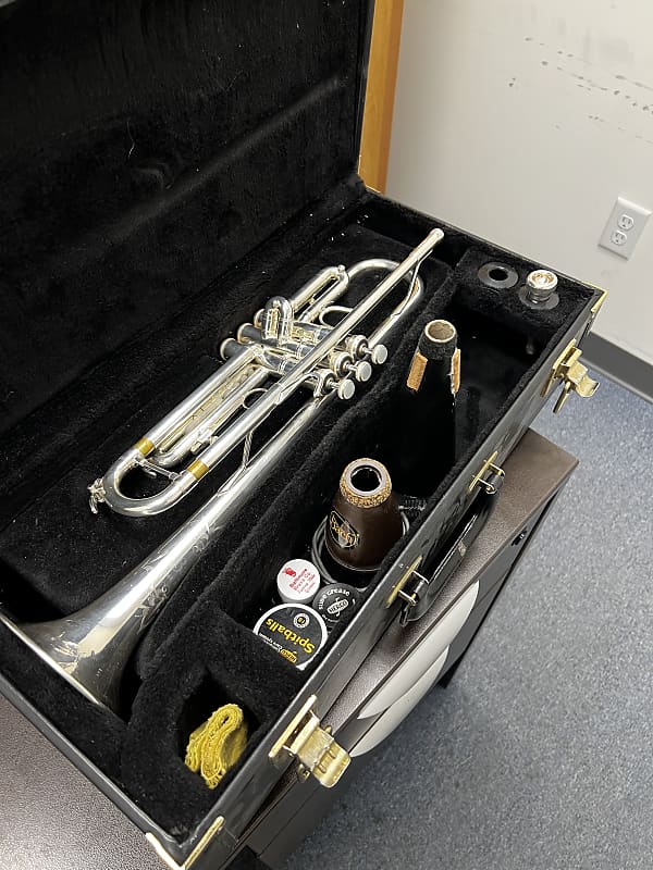 Bach TR200 StepUp Bb Trumpet 2010s Silver Brass Reverb