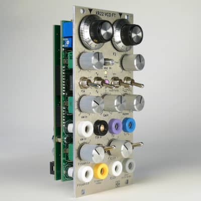XR22 VCO FT - with amplitude modulation and FSK - banana version Helene image 7