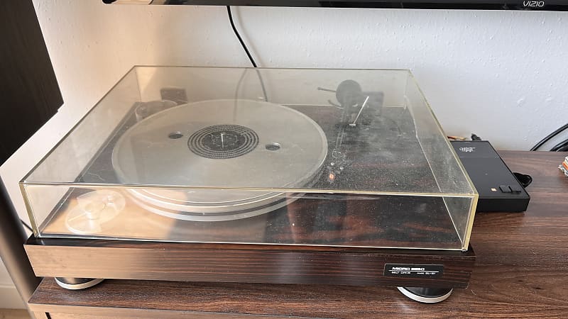 Micro Seiki BL-51 Turntable with Unitrac 1 tonearm and