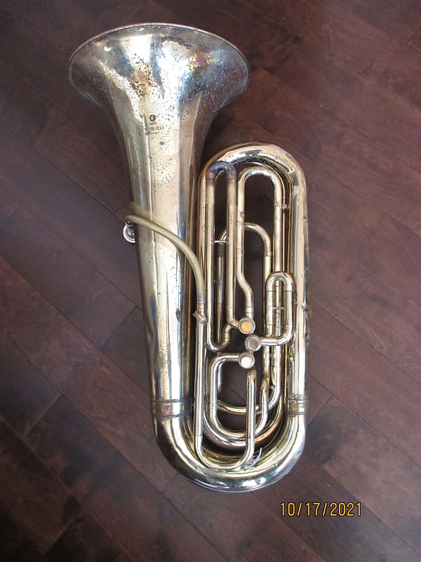 Yamaha YBB 103 Gold Tuba with mouthpiece | Reverb