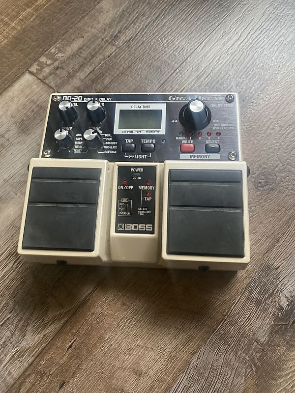 Boss DD-20 Giga Delay