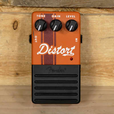 Fender Distort Distortion Effects Pedal 