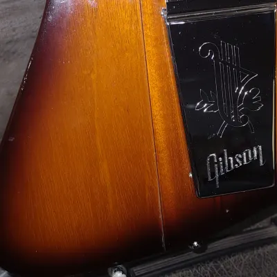 Gibson Custom Historic Art '63 Firebird V Reissue with Maestro Vibrola - Vintage Sunburst image 8