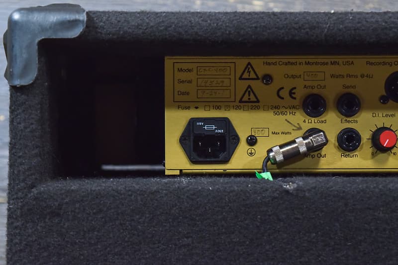 Eden CXC-400 CXC Solo Series 400-Watt 4x10