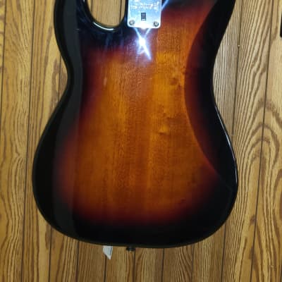 Fender Squier Classic Vibe 60's Sunburst Precision P Bass Guitar w/ Fender Hard Case image 9