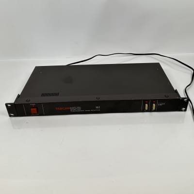 Pair of TASCAM DX-40 Noise Reduction Units | Reverb