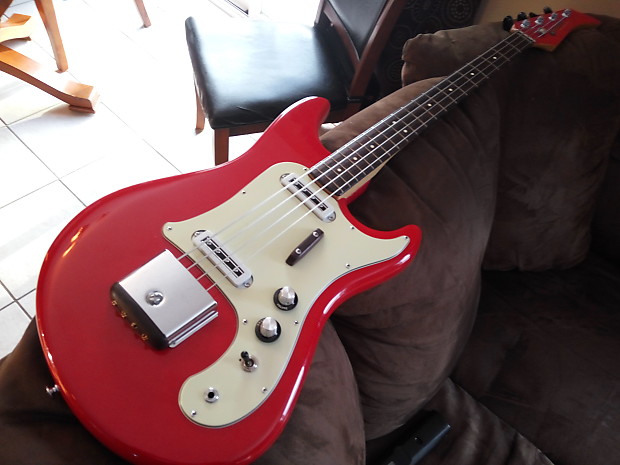 Vintage Yamaha SB 2 SG 3 SG 2 Bass Guyatone Matsumoko Nippon Gakki MIJ Japan Teisco Tokai Greco