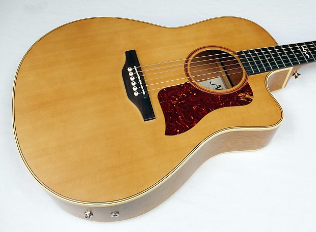 Alvarez 5086 Cutaway Dreadnought 