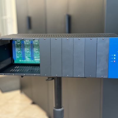 API 500VPR 10-Slot 500 Series Rack with L200 PSU 2019 - Present - Black image 2