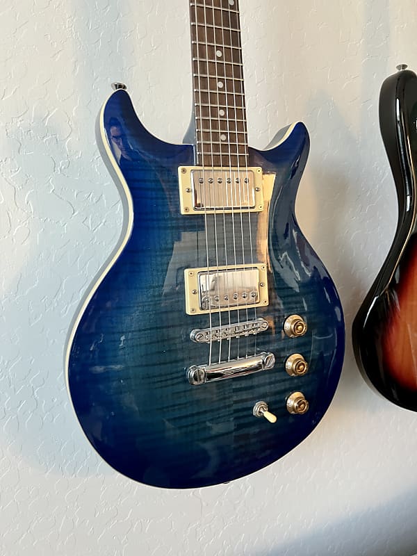 Hamer XT Series Sunburst A/T Electric Guitar Blue Flame Reverb