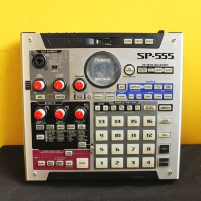 Roland SP-555 Sampler 2000's RARE!